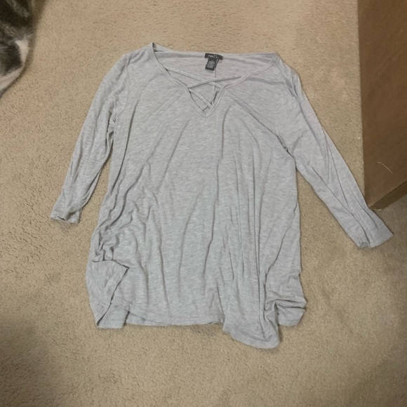 Cute women’s top - Picture 1 of 1